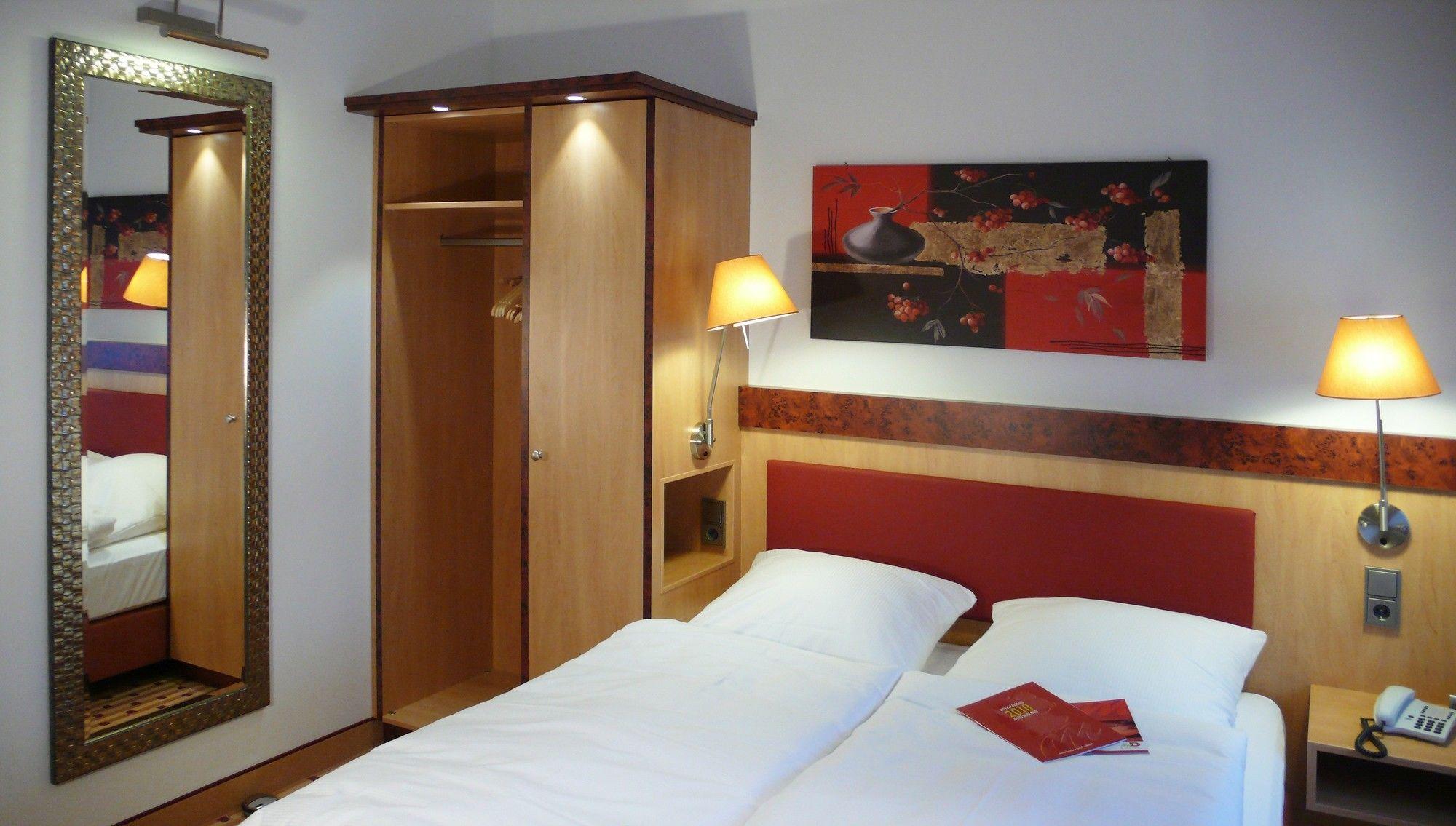 Hotel Schoeneberg Berlin Luaran gambar