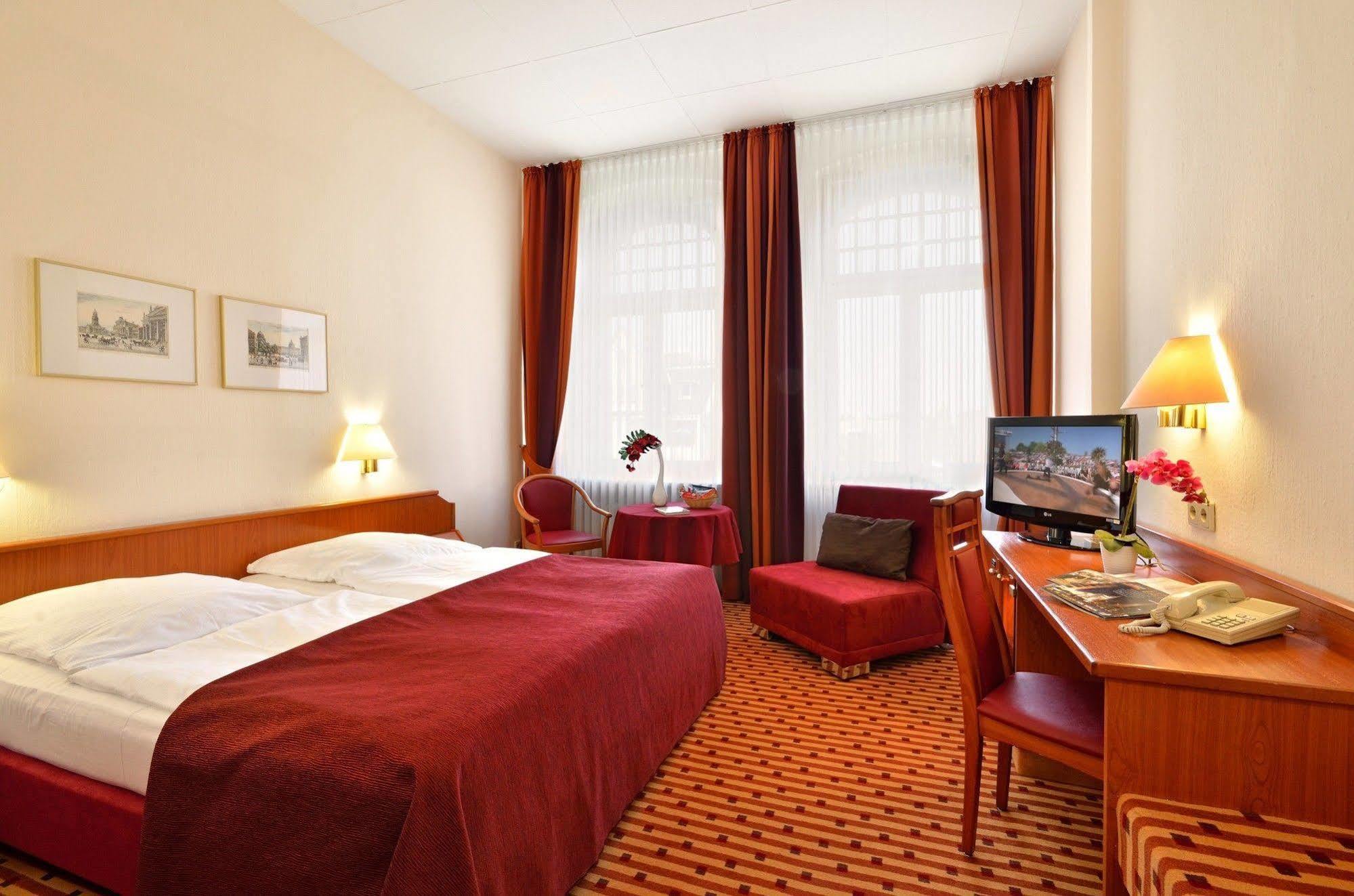 Hotel Schoeneberg Berlin Luaran gambar